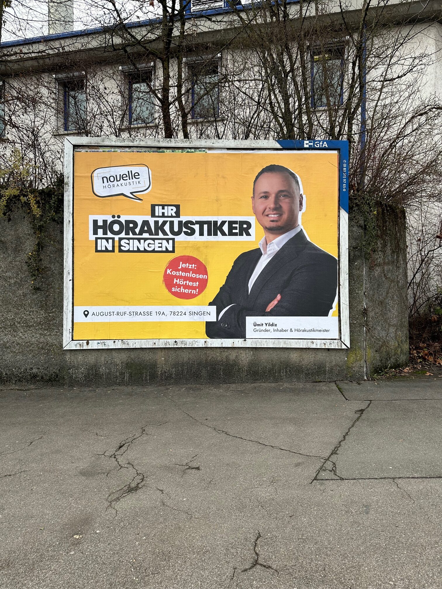 Novelle Hörakustik Singen - Praxedisplatz / Ecke Romeiasstraße / Güterstraße